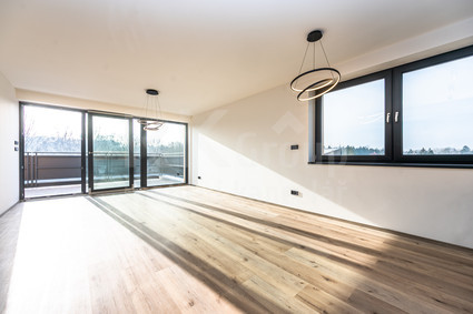 Pronájem bytu 5+kk, 109 m2, terasa 50 m2, Slaný, Záfortenská ul. - Fotka 4