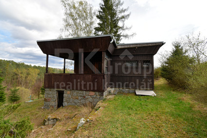 Prodej trampské chaty, 51 m2 s terasou na pronajatém pozemku, 375 m2, Řehenice  - Fotka 17