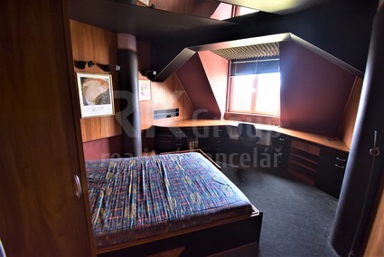 Pronájem atypického zařízeného bytu 1+kk, 25 m2, Průběžná ul, Praha 10 - Strašnice - Fotka 11