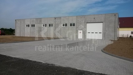 Pronájem skladu 670 m2, výška 5 m, Brandýs n/Labem 
