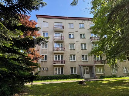 Prodej bytu 3+1, OV, 3. patro, komora, sklep, 58,2 m2, Libušina ul. - Mariánské Lázně - Fotka 1