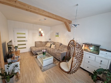 Prodej bytu 3+1/B, OV, 75 m2 v obci Slaný, ul. Cyrila Boudy - Fotka 1