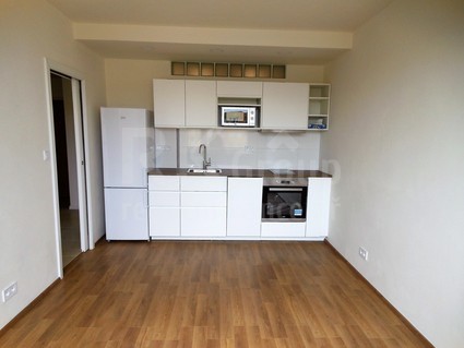 Pronájem nadstandardního bytu 2+kk, 42 m2 v 9.p.panelového domu, ul. Pšenčíkova, Praha 4 - Kamýk