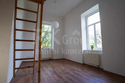 Pronájem bytu 2+kk 45 m2, Komárov - Fotka 9