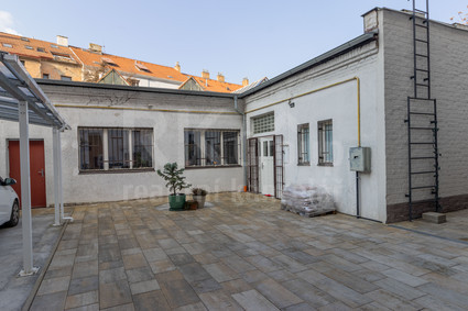 Pronájem nebytového prostoru cca 180 m2, 5 min. od stanice metra Anděl/Na Knížecí. - Fotka 10