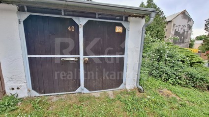 Pronájem garáže 19 m2 Slaný, ul. Smečenská  - Fotka 1