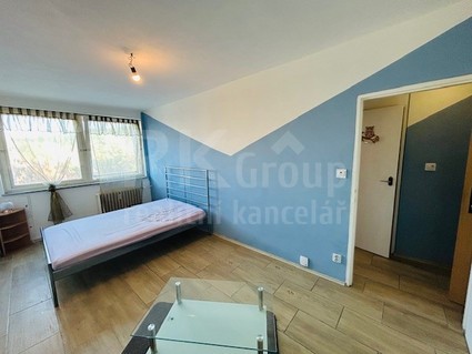 Prodej světlého bytu 2+kk, 29 m2, OV v žádané části Prahy 9 - Hloubětín.  - Fotka 10