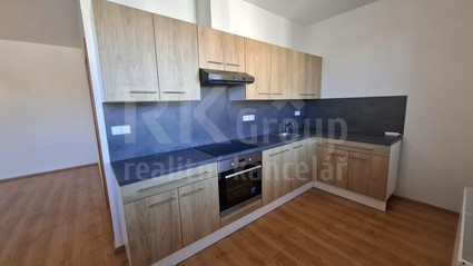 Pronájem bytu 3+KK, 72 m2, Slaný Tomanova ulice - Fotka 1