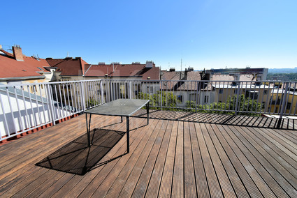 Pronájem atypického bytu 4+kk, 111 m2 s terasou 40 m2 a sklepem, Praha 10 - Vršovice, ul. Slovinská - Fotka 9