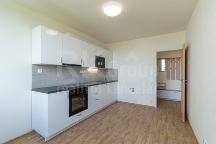 Pronájem bytu 2kk, 32m2, Odolena Voda, ulice Československé armády - Fotka 1