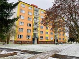 Prodej bytu 2+1, 1.patro, lodžie na chodbě, sklep, 64m2, Kubelíkova ul. - Mariánské Lázně