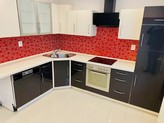 Pronájem bytu 3+1 po rekonstrukci, 75m2, lodžie, sklep, 1.patro, Nákladní ul. - Mariánské Lázně