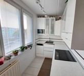 2+1 OV Louny, Kosmonautů, 51,6m2 + balkon na chodbě cca 5m2 + sklep cca 5m2. 