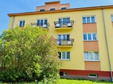 Pronájem bytu 2+1, 1.P, 2x balkón, komora, sklep, zařízený, ul. Americká - Mariánské Lázně