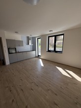 Pronájem moderního 1+kk 44,40 m2 s předzahrádkou 20 m2 v novostavbě bytového domu v Hořovicích