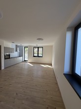 Pronájem moderního 1+kk 44,40 m2 s předzahrádkou 20 m2 a parkovacím stáním v Hořovicích