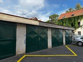 Pronájem garáže nebo skladu, 21 m2 + místo před garáží 8 m2,  Praha 4 - Michle,  ul.Kapitulská