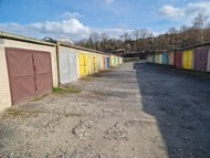 Pronájem garáže 17 m2, Slaný, Smečenská ul.