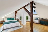 Prodej mezonetového bytu 4+kk, 118 m2, Komárov